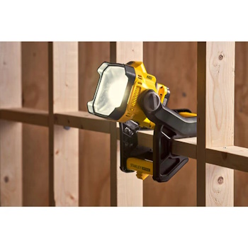 Stanley aku Led reflektor 18V SFMCL030B-XJ-6